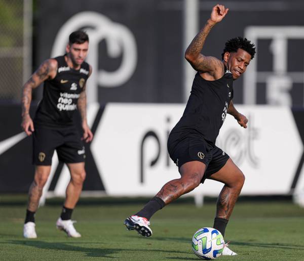 Corinthians poupa titulares, e Luxa terá só um treino com todo o elenco antes de encarar o Botafogo