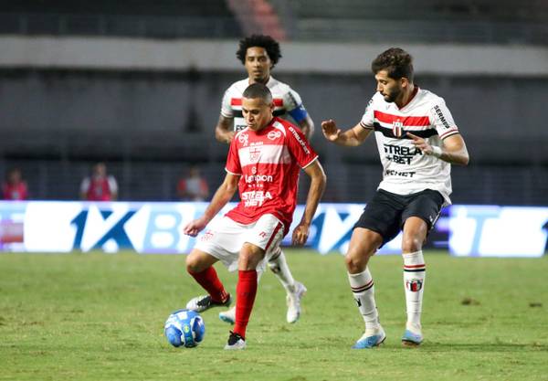 Lembra de todos? Cruzeiro tem um time de emprestados; veja desempenho e contratos