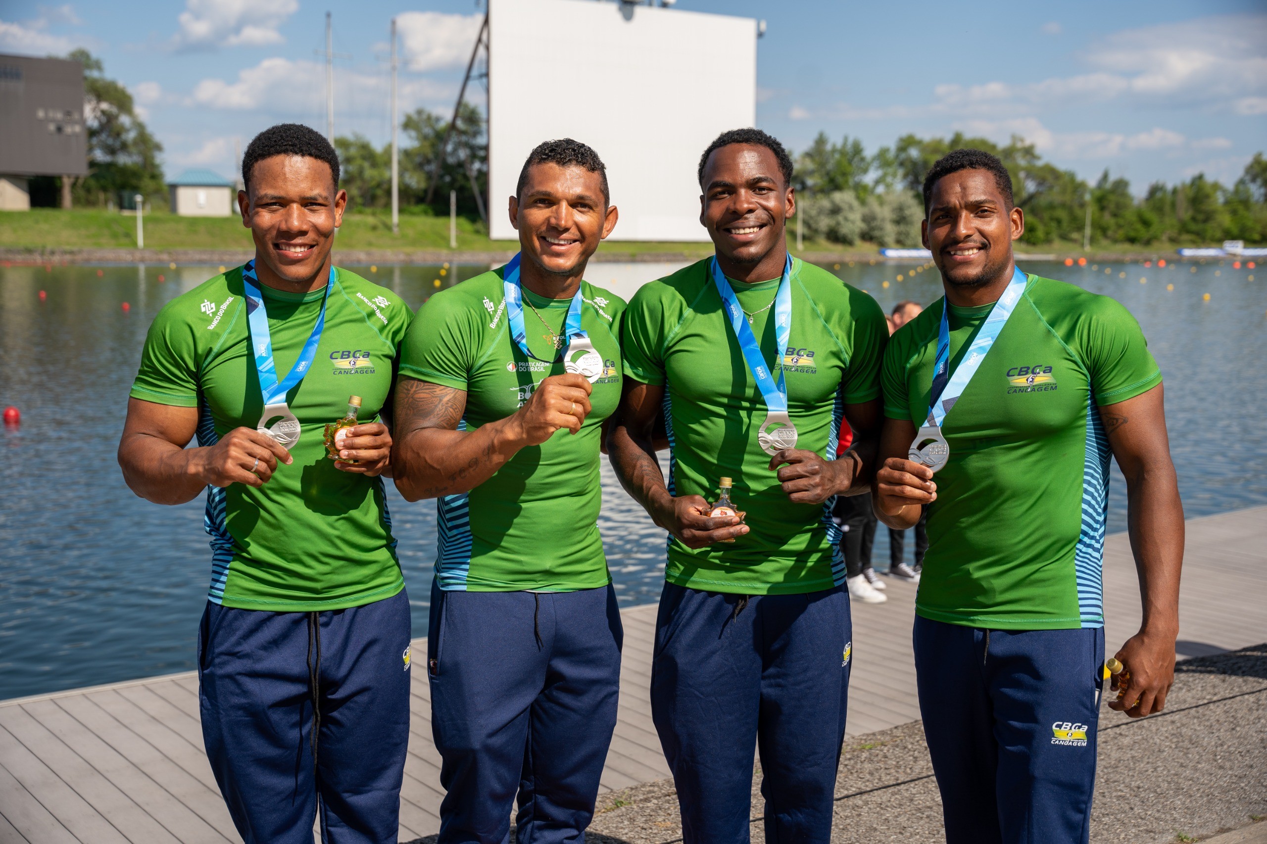 Com Isaquias, Brasil é prata no C4 500m na Copa do Mundo de canoagem