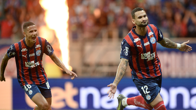 Luciano Juba e Willian José em Bahia x São Paulo