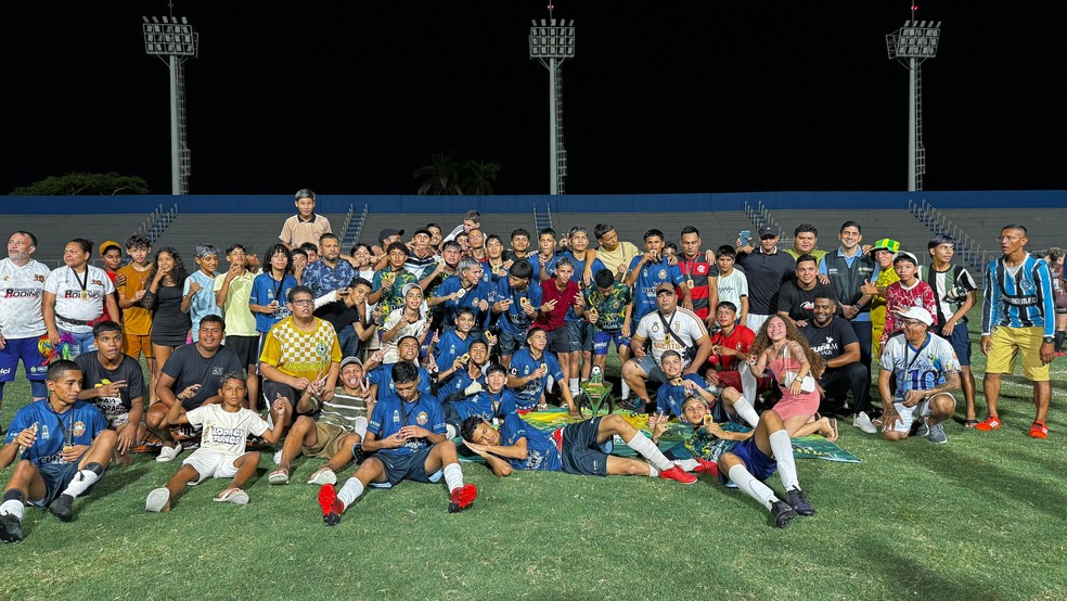 Equipe campeã na Taça das Favelas Amazonas