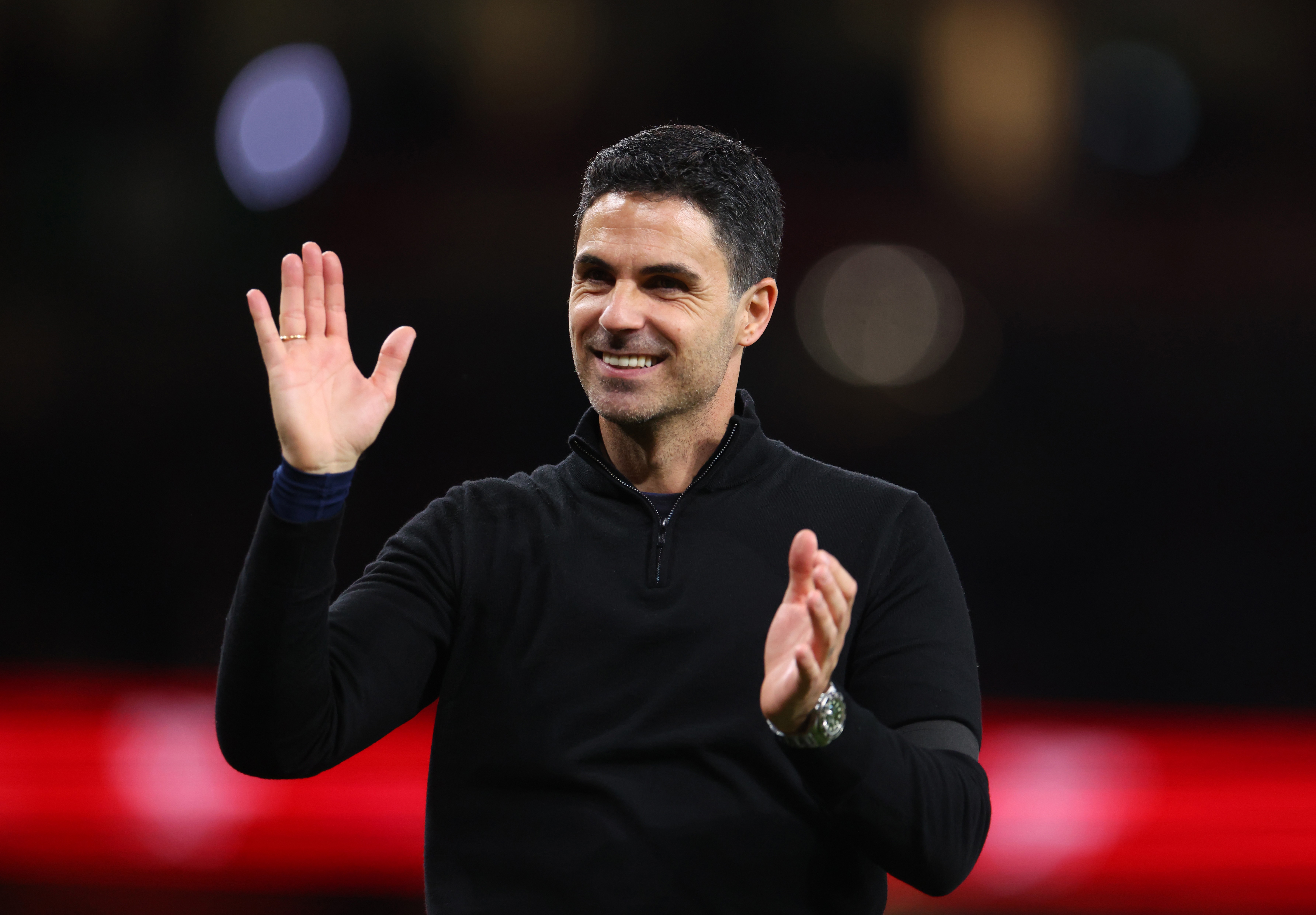 Técnico do Arsenal diz que fazia churrasco quando soube do título na Premier League