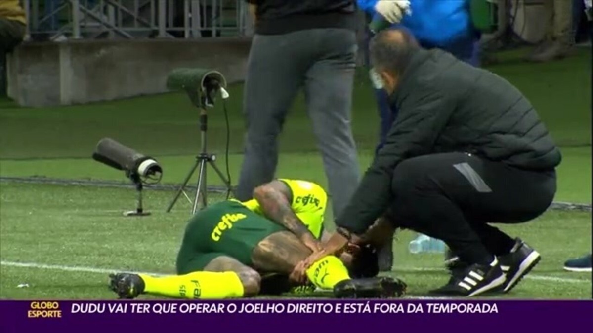 Quem joga? Veja opções de Abel para vaga de Dudu no Palmeiras