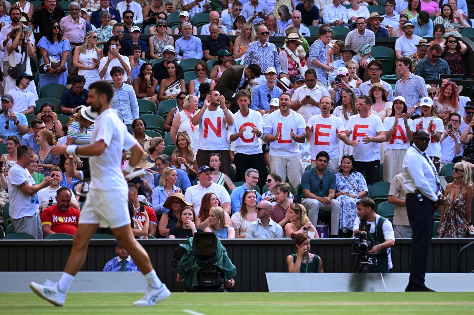 Djokovic x Sinner: sérvio encara o nº1 do mundo na busca pelo 25º Grand Slam