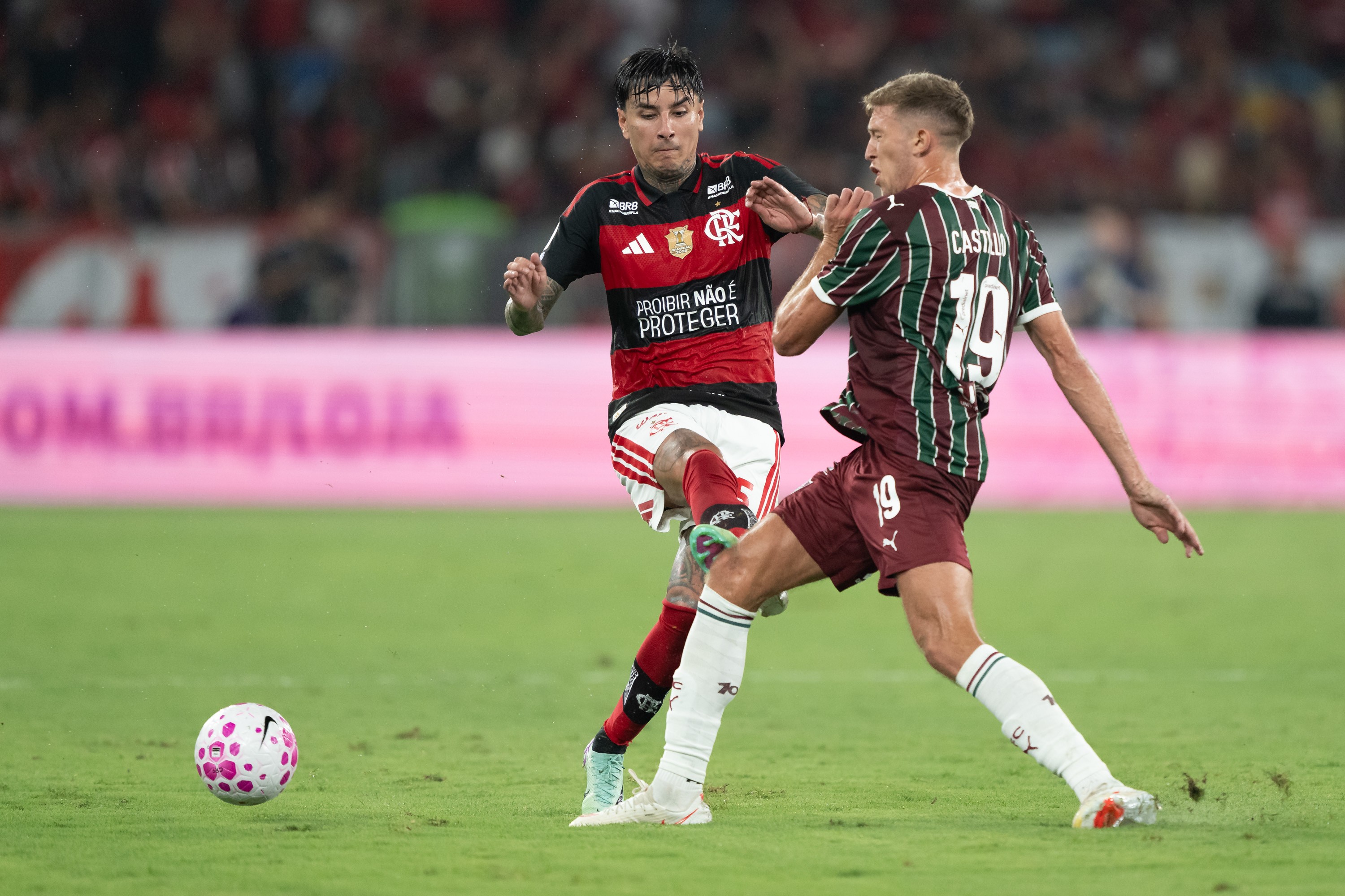 Rizek questiona postura da diretoria do Flamengo com a arbitragem: "Vai ter notinha hoje?"