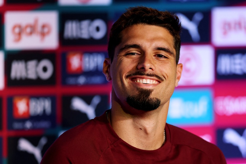 Pedro Neto em coletiva representando Portugal