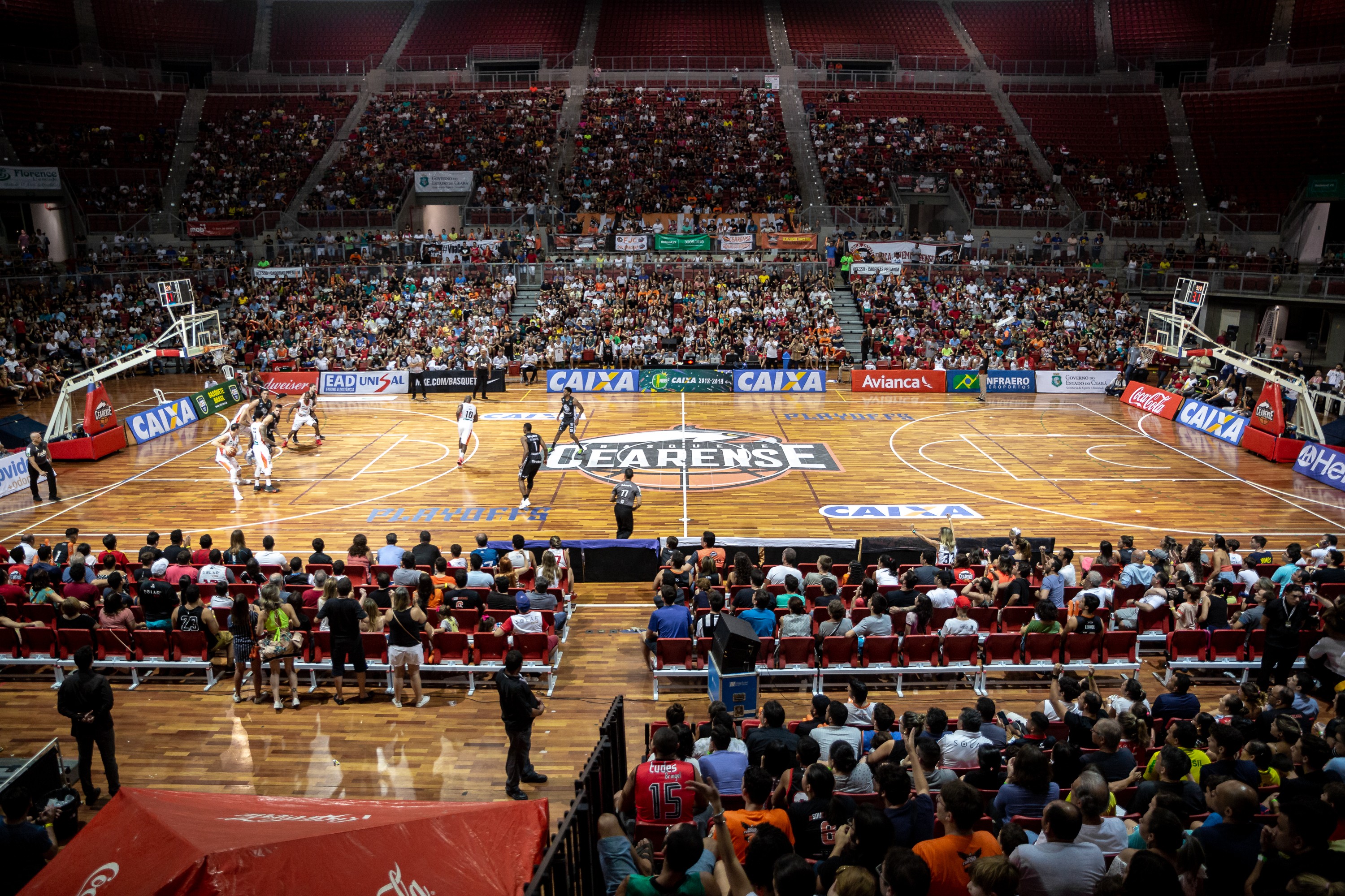 Basquete Cearense vende ingressos para jogos contra Osasco e Pinheiros
