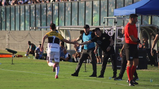 "Nós também temos nossa qualidade e colocamos em campo": enfatiza Fellipe Mateus após goleada diante do Vasco - Foto: (Celso da Luz | Criciúma E.C.)