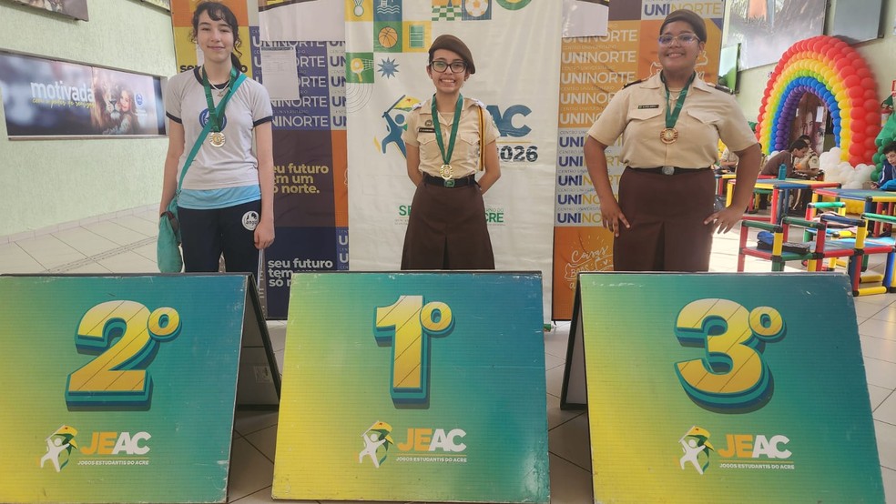 Pódio categoria Juvenil Feminino - Campeonato Brasileiro Escolar de Xadrez