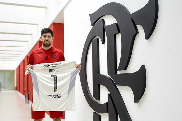 Com saída de Santos, Rossi assume o número 1 no Flamengo