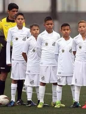 Jair revive infância com Bontempo em reencontro na Seleção: "Se não fosse ele, eu não estaria aqui"