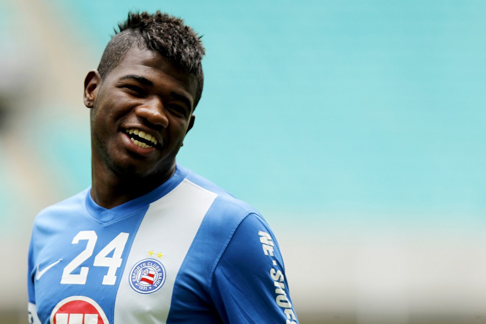 Feijão em ação pelo Bahia