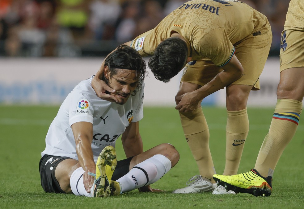 Após 9 meses, Cavani voltou a fazer - Doentes por Futebol