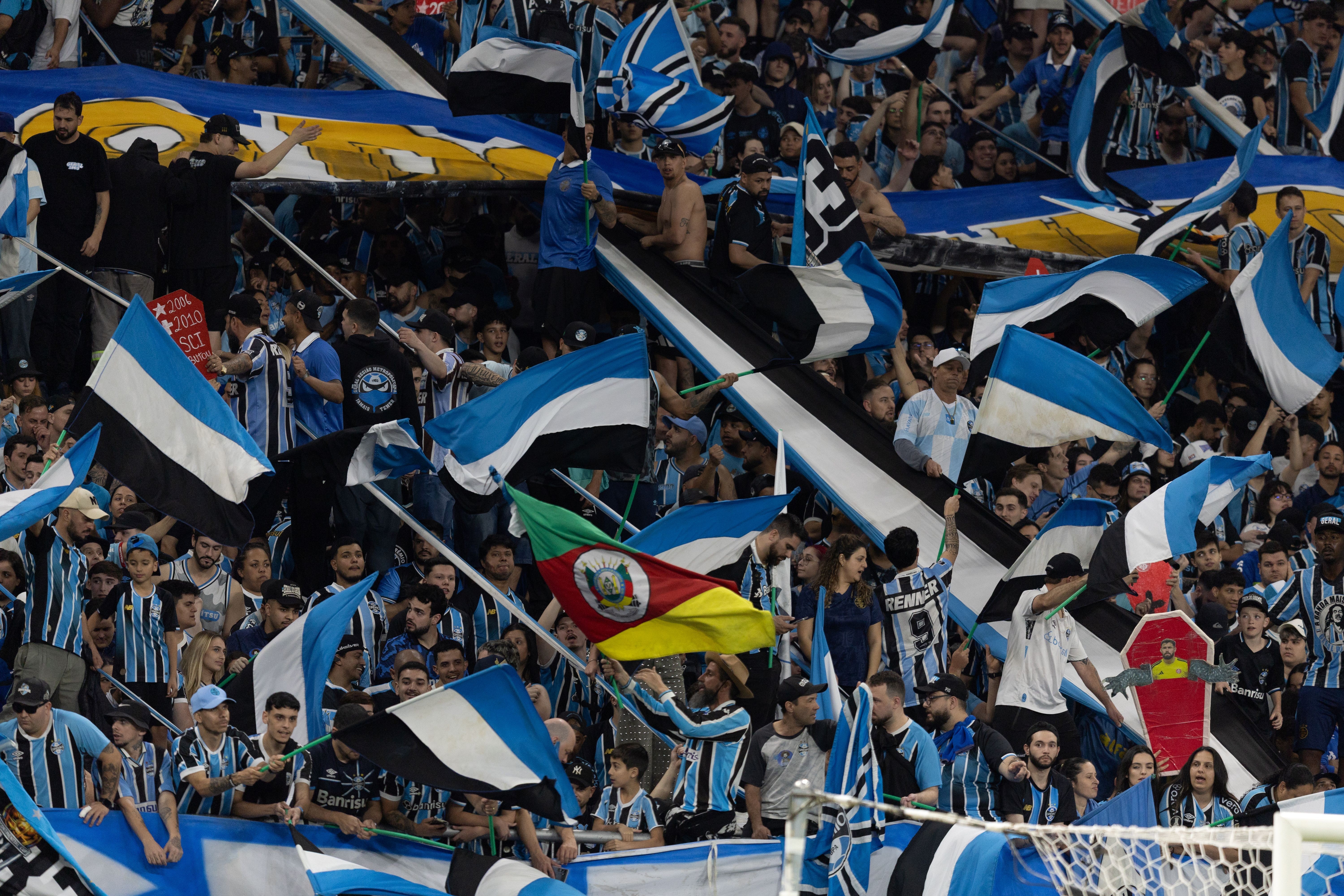 Gre-Nal da Copa do Brasil quebra recorde e vira maior público da história da Arena do Grêmio