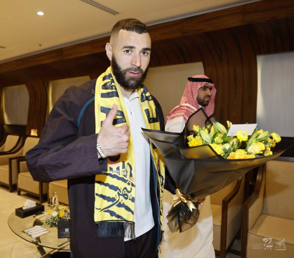 Karim Benzema é anunciado como novo reforço do Al-Ittihad, da Arábia  Saudita