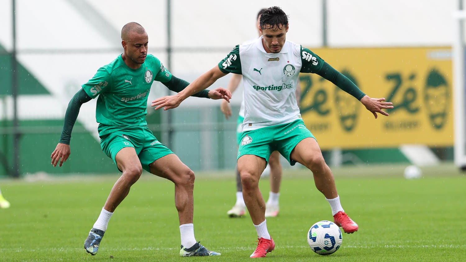 QUEM JOGA O MUNDIAL! Palmeiras realiza jogo-treino e divulga lista de relacionados para o Mundial