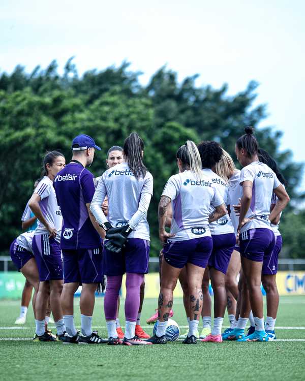 Cruzeiro faz história na Supercopa feminina e demanda ampliação do calendário.