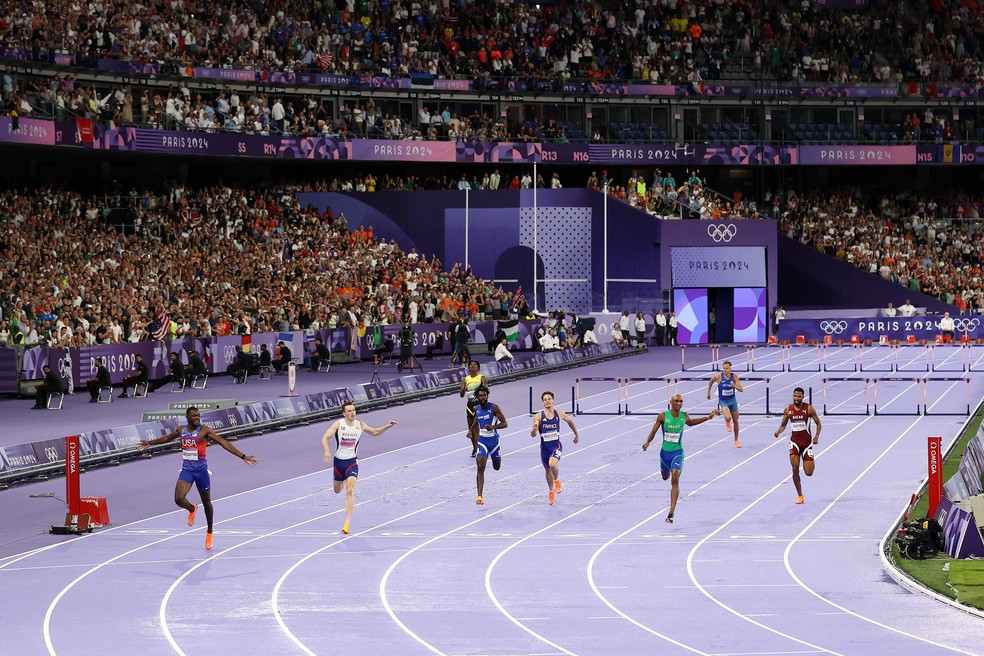 400m com barreiras Olimpíadas Paris — Foto: Patrick Smith/Getty Images
