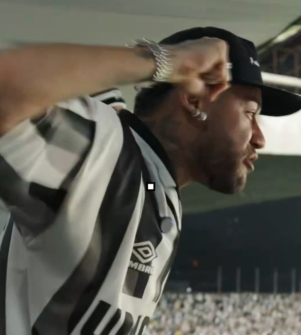 Vídeo mostra reações de Neymar aos gols da vitória do Santos sobre o Cruzeiro