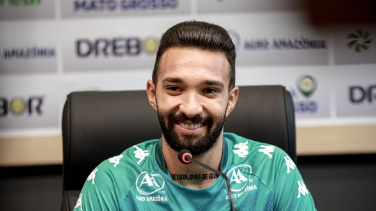 Clayson cita confiança do Cuiabá e elogia iníciobwin wimbledonBernardo Franco: "Resgatou nossa formabwin wimbledonjogar"