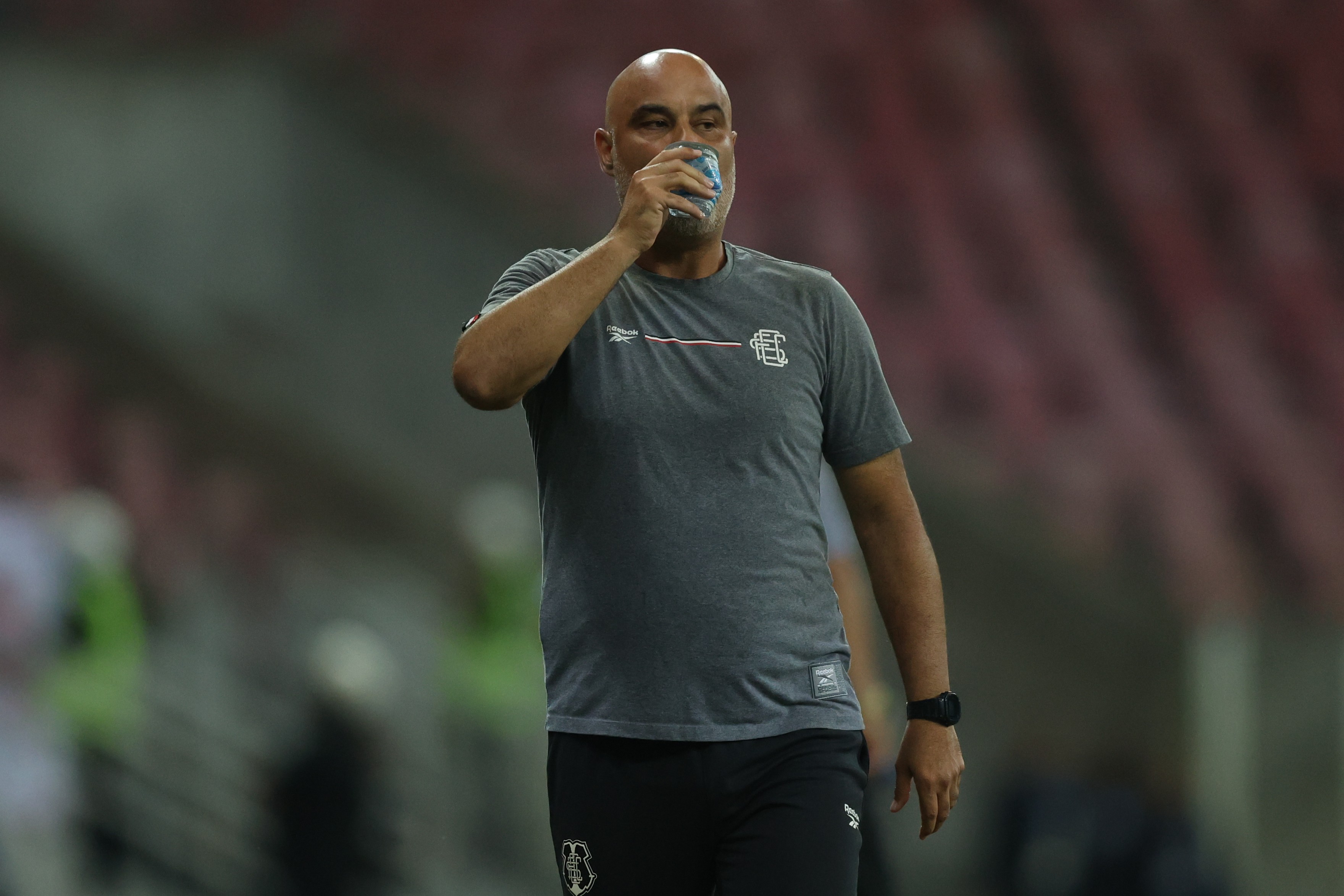 Técnico destaca reação do Santa Cruz na Série C e maturidade do time em vitória sobre o Caxias
