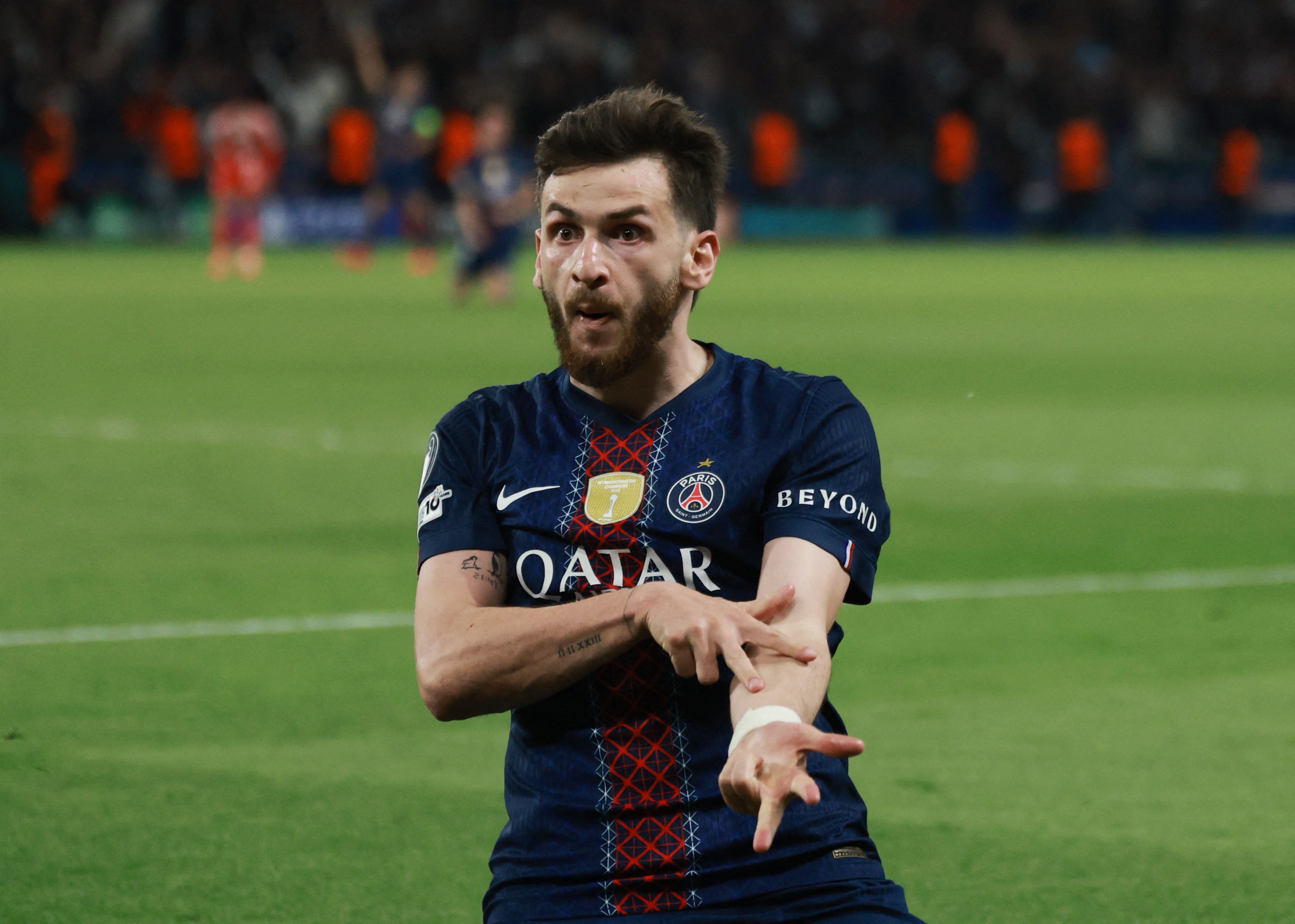 Dembélé diz que Kvaratskhelia merece a Bola de Ouro: "É o melhor jogador do mundo"
