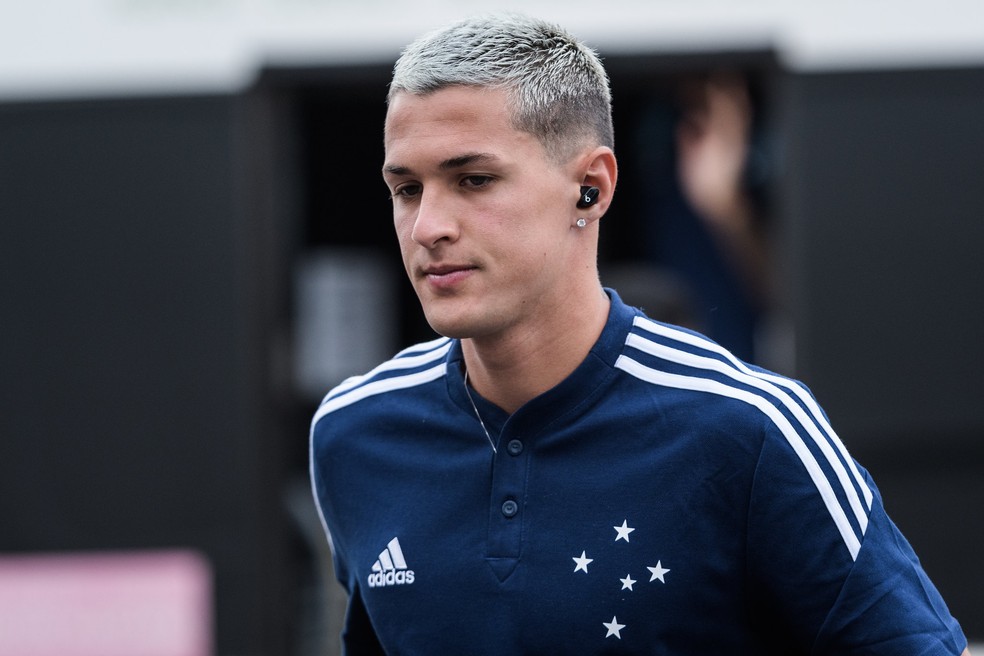 VAI SAIR MESMO? Treinador de time mexicano comenta sobre negociação com Mateus Vital