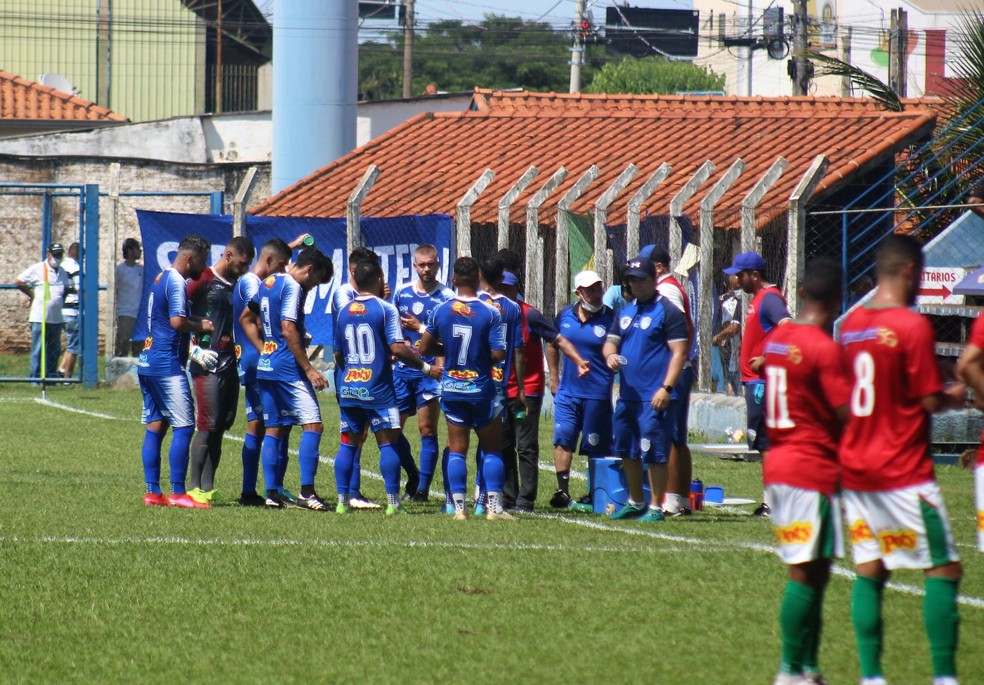 Restando dois jogos fora de casa, São Paulo corre risco de não