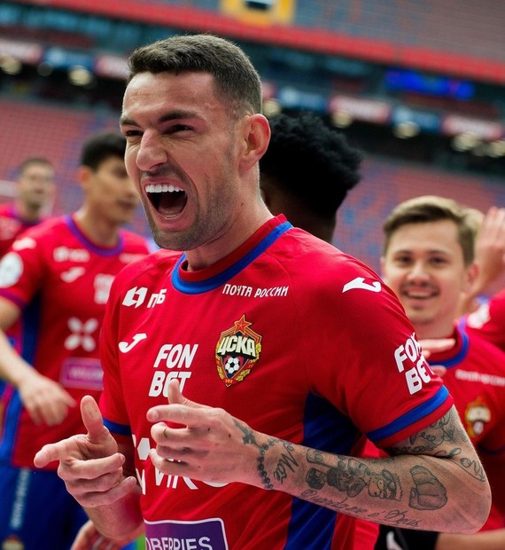 Zenit é campeão russo com goleada sobre o Lokomotiv Moscou; Malcom e Wendel  celebram o título - Lance!