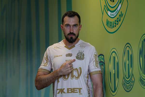 Mirassol confirma contratação de goleiro Walter, ex-Corinthians e Cuiabá
