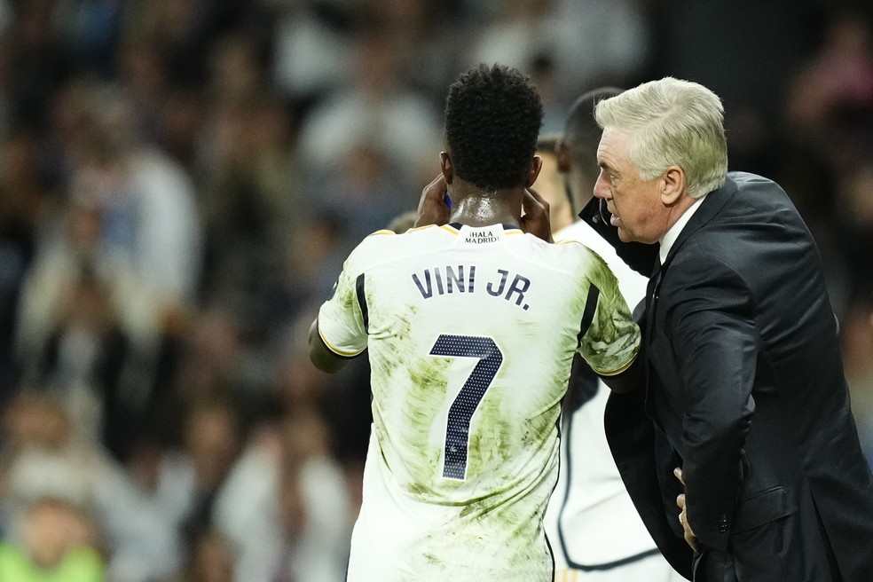 Vini Jr. diz que resistiu à mudança tática de Ancelotti: "Eu não queria" |  liga dos campeões | ge