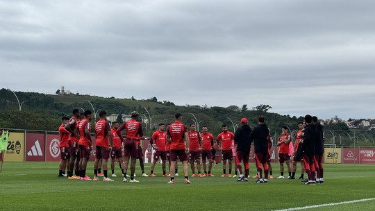 Sem trio, Inter se reapresenta após períodojogos cassino caça niqueis gratisfolga e inicia preparação para o Gre-Nal