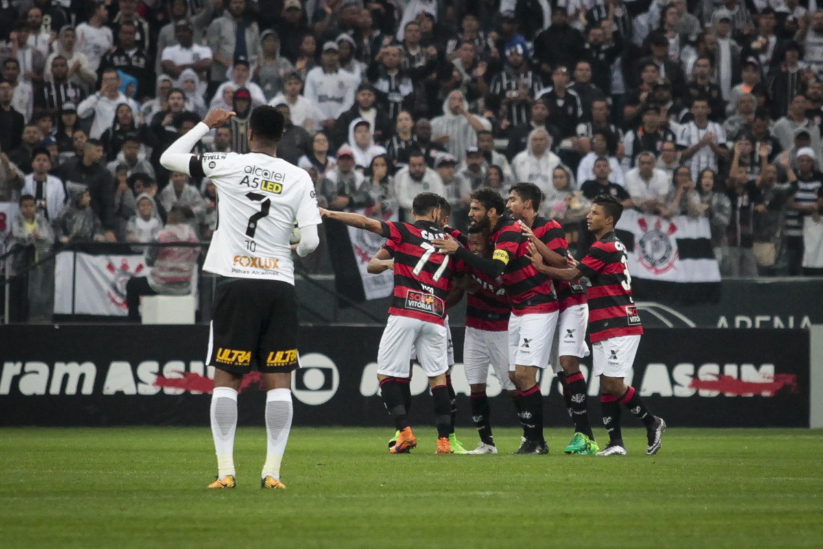 Vitória Ganha Em Itaquera E Impõe Ao Corinthians Primeira Derrota No Brasileiro Brasileirão 