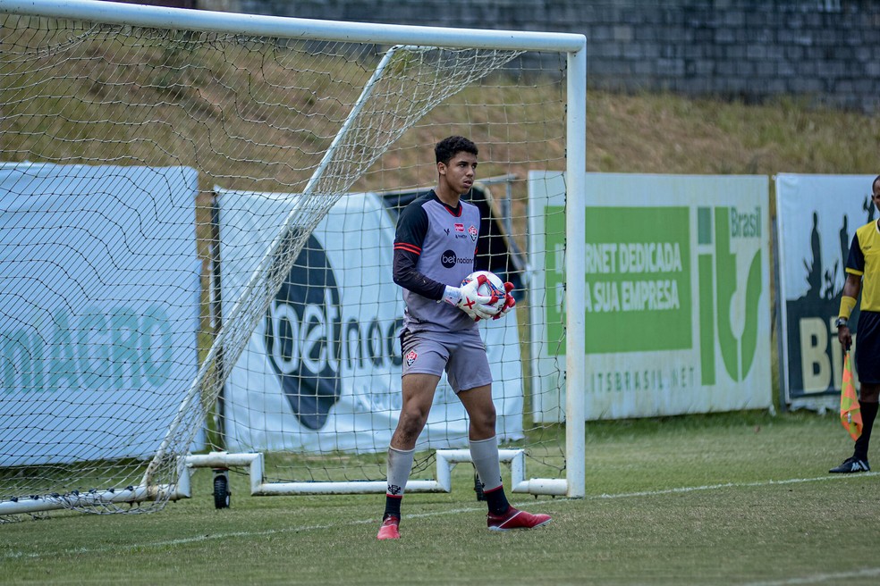 Davi Barbosa, goleiro do sub-20 do Vitória — Foto: Victor Ferreira / EC Vitória