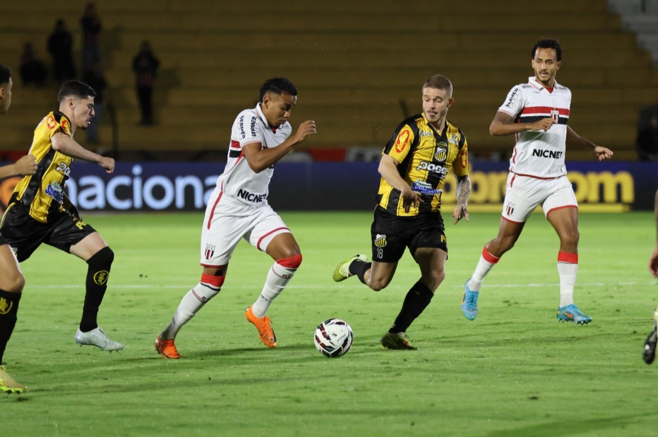 Atuações do Botafogo-SP: queda de rendimento no segundo tempo custa derrota; dê suas notas