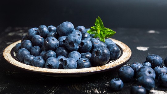 Blueberry: calorias, benefícios e tabela nutricional