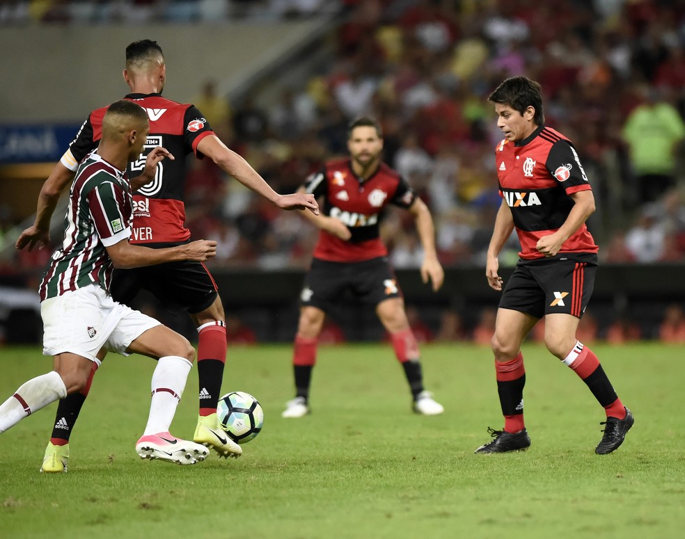 Conca x 200: timidez, brincadeiras, idolatria e gols pelo Fluminense