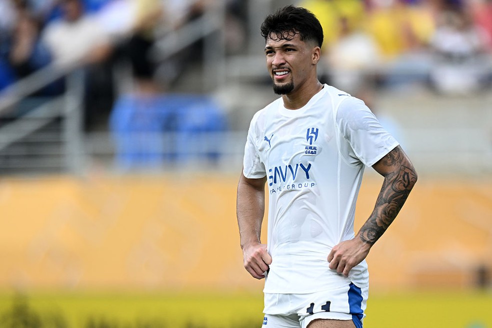 Marcos Leonardo decide ficar no Al-Hilal