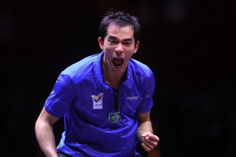 Hugo Calderano comemora ponto na final do Mundial de Doha — Foto: Karim Jaafar/AFP