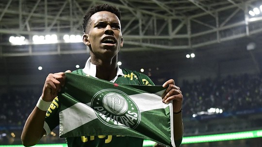 Abel faz apelo para Palmeiras não vender joia: "Diferente de tudo que eu já vi" - Foto: (Marcos Ribolli)
