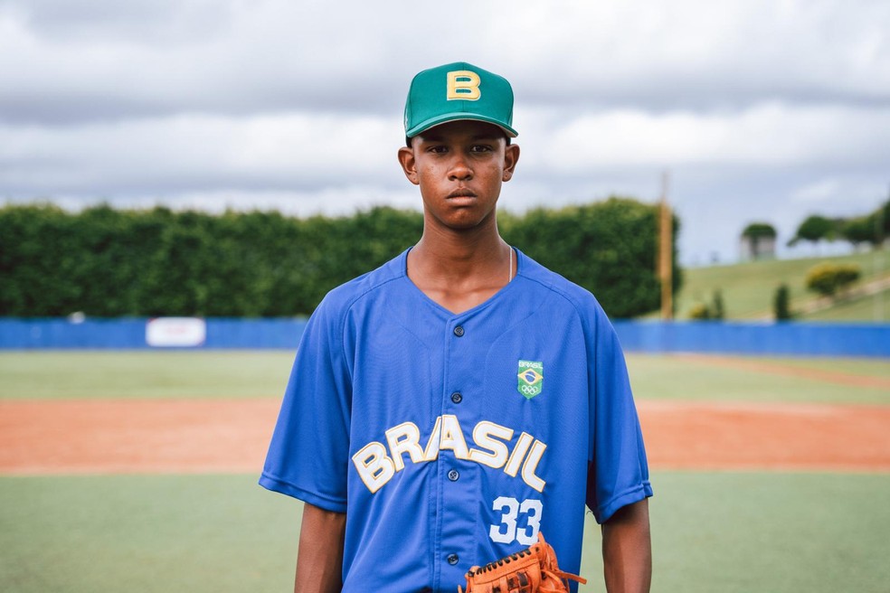 Cláudio Pereira, arremessador destro de 17 anos, saiu de Marília-SP para chegar ao Boston Red Sox — Foto: Divulgação/Arquivo pessoal/Claudio Pereira