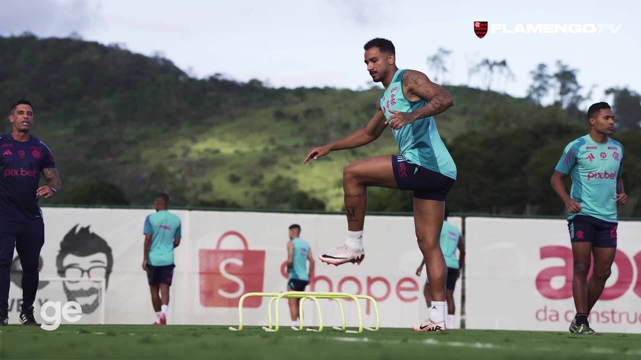 Danilo retorna aos treinos e poupados podem voltar em jogo contra Grêmio.