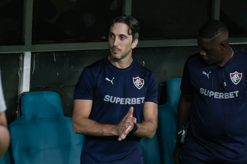 Zubeldía lamenta chances desperdiçadas pelo Flu e amarga empate contra o Bahia