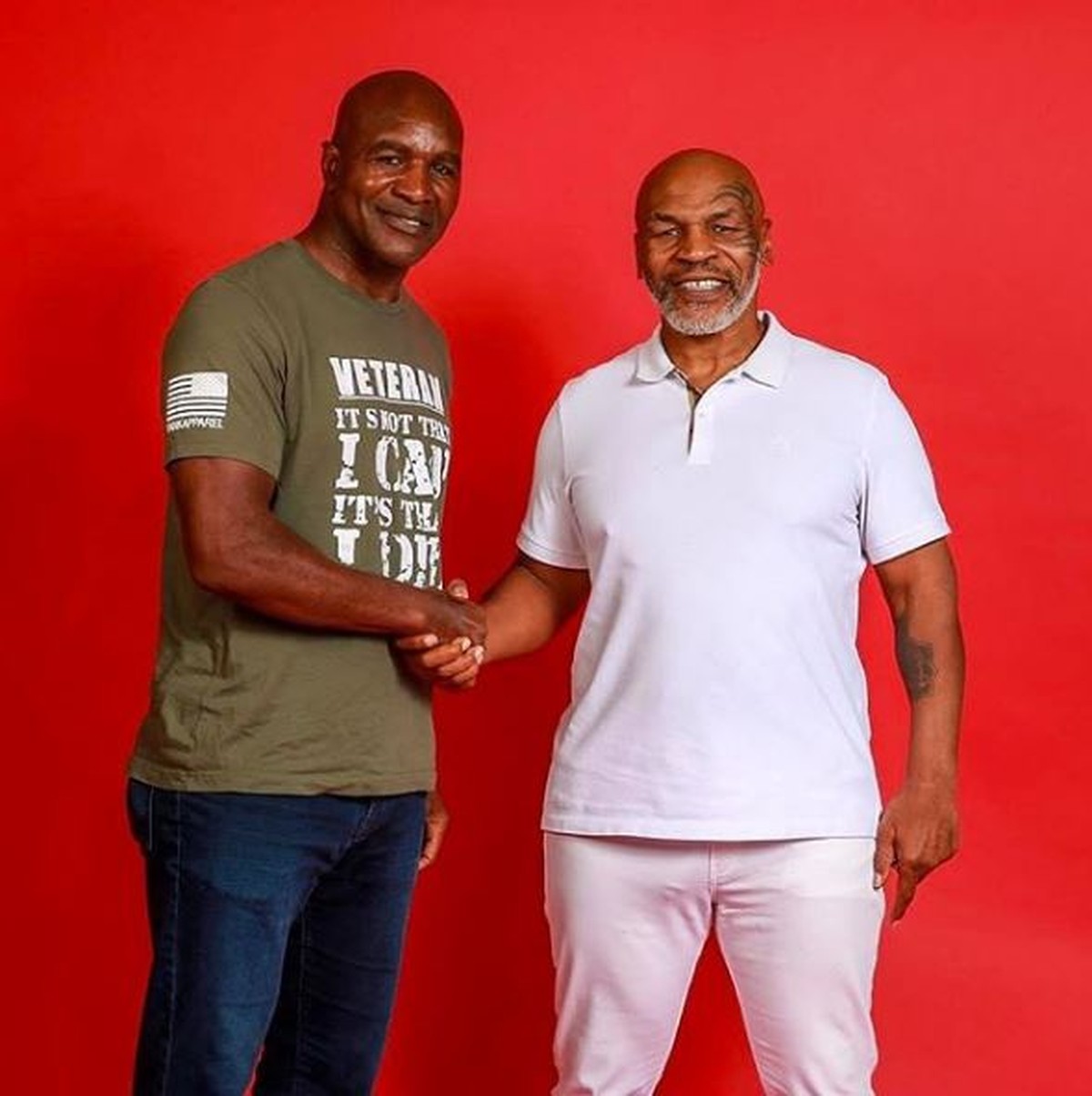 Treinador Mike Tyson 22 anos depois... Holyfield encontra Mike Tyson e revela: "Já mordi um  rival também" | boxe | ge