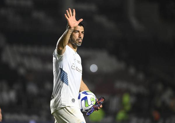 Opinião: A passagem de Suárez no Grêmio merece ser coroada com o título brasileiro antes do fim