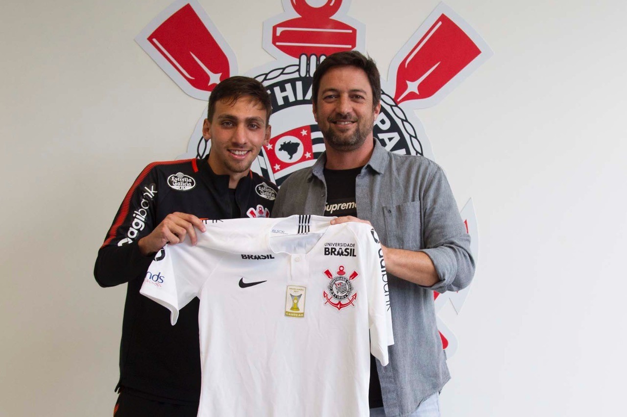Vila Nova se aproxima de Gustavo Mosquito, atacante do Corinthians | Ge