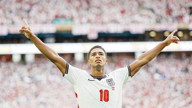 Noruega x Inglaterra Bellingham