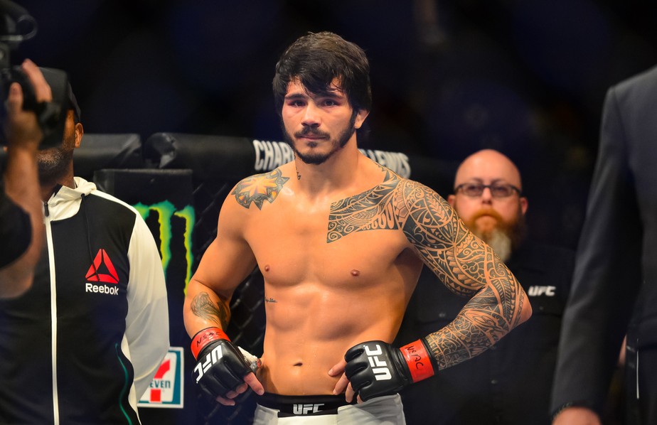 Erick silva on sale
