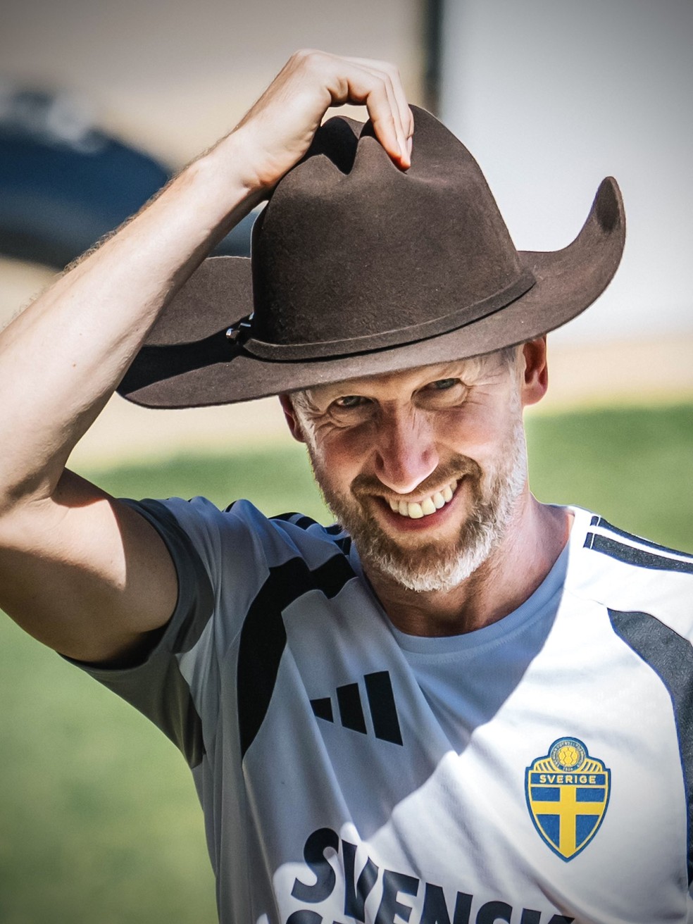 Graham Potter com chapéu de cowboy durante treino