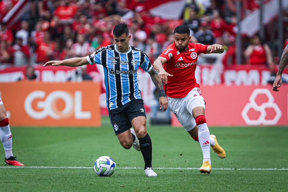 Inter vence o Grêmio no Gre-Nal — Foto: Maxi Franzoi/AGIF